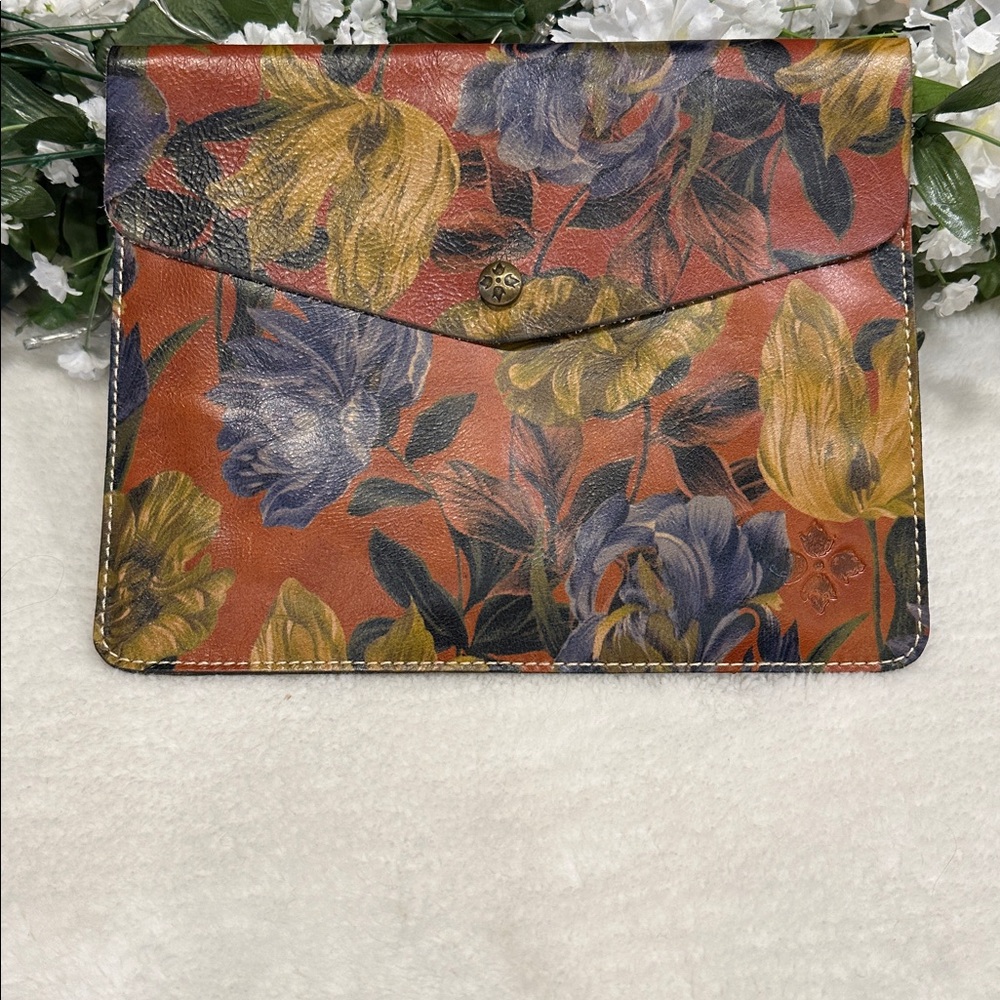 Patricia Nash envelope handbag clutch